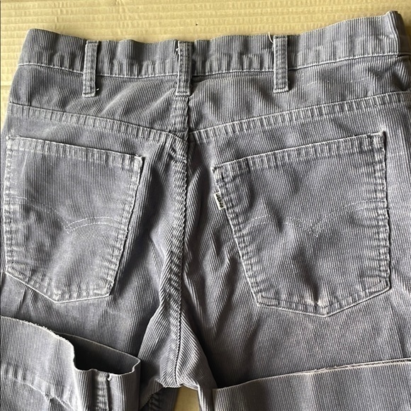 Levi's VTG 1970’s Gray Corduroy Pants - Picture 1 of 15